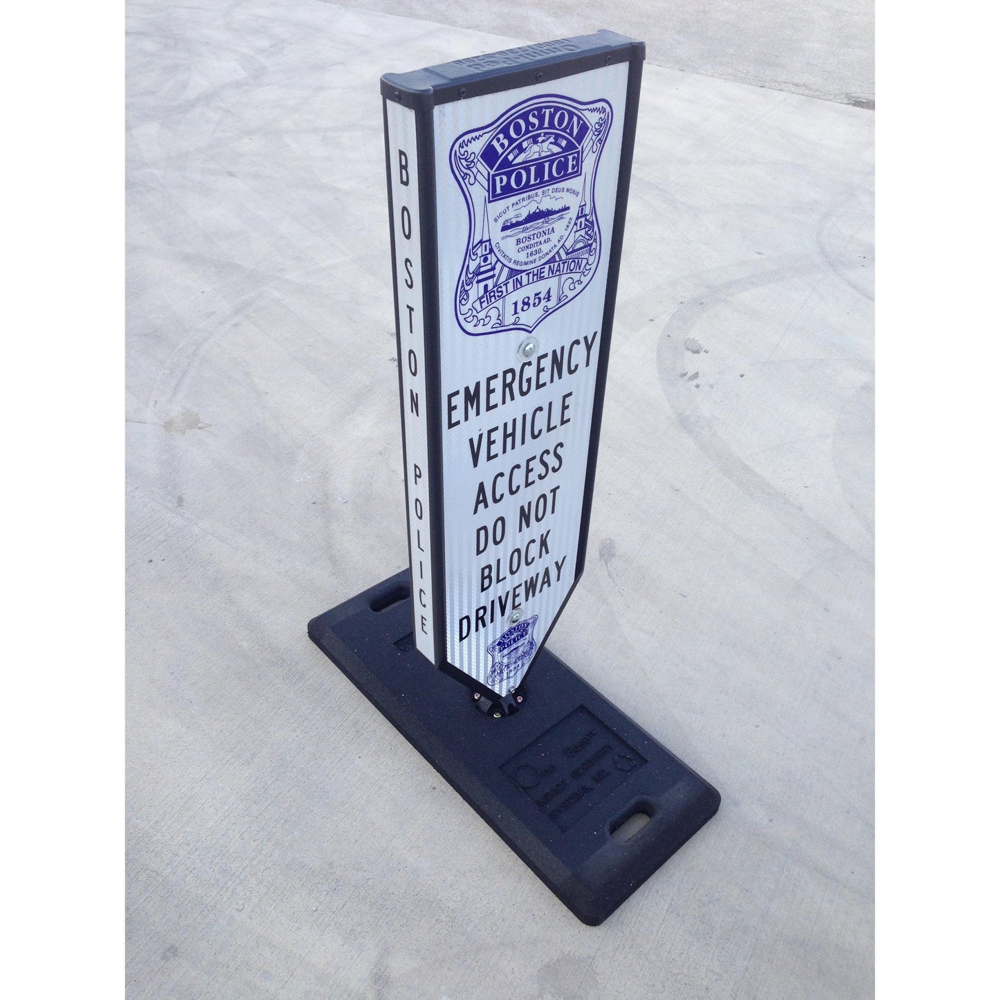 Quick Release Portable Base