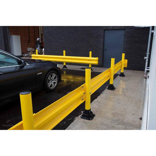 Slow Stop Polycarbonate Guardrail for Impact Recovery