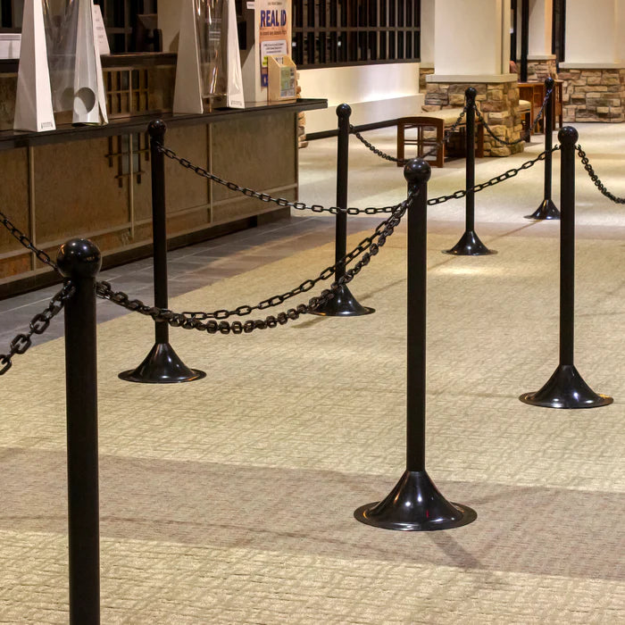 Stowable Stanchion Kits with Plastic Chain