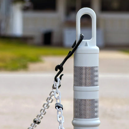 Delineator Hook Kit with Reflective Plastic Chain