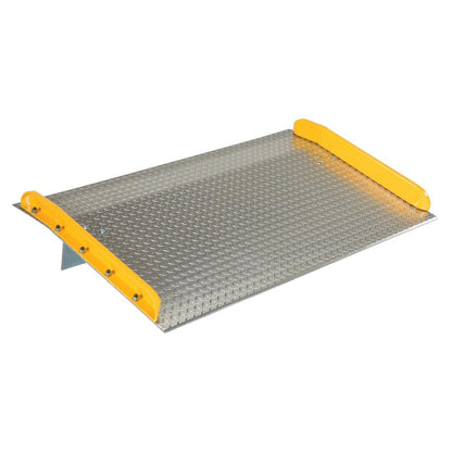 Aluminum Truck Dockboards with Steel Safety Curbs