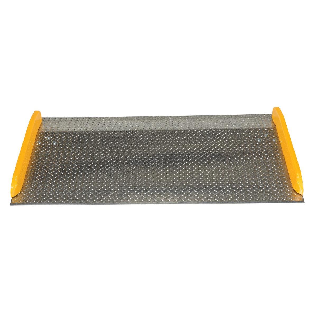 Aluminum Truck Dockboards with Steel Safety Curbs