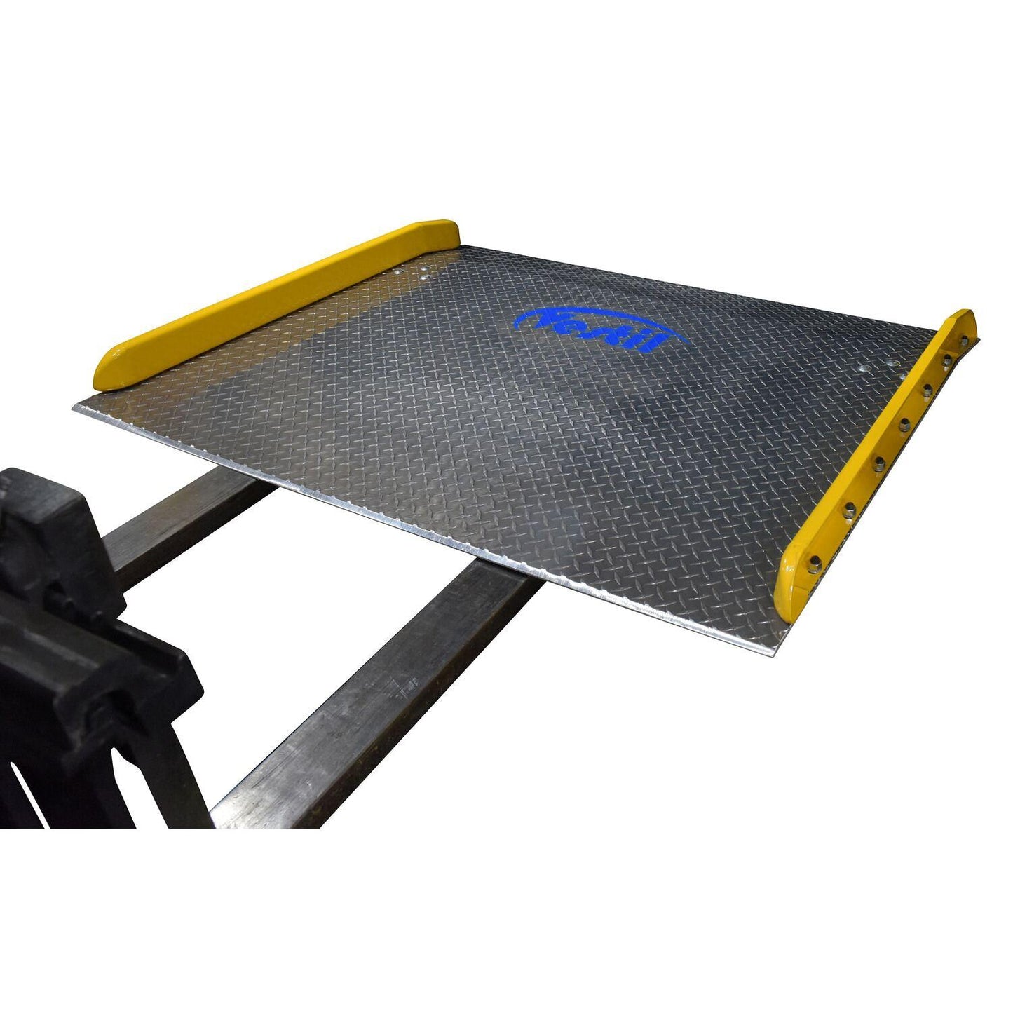 Aluminum Truck Dockboards with Steel Safety Curbs