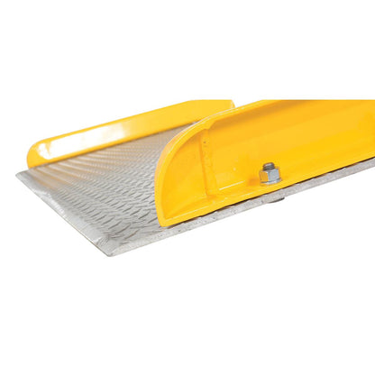 Aluminum Truck Dockboards with Steel Safety Curbs