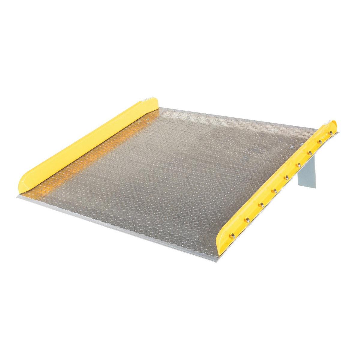 Aluminum Truck Dockboards with Steel Safety Curbs