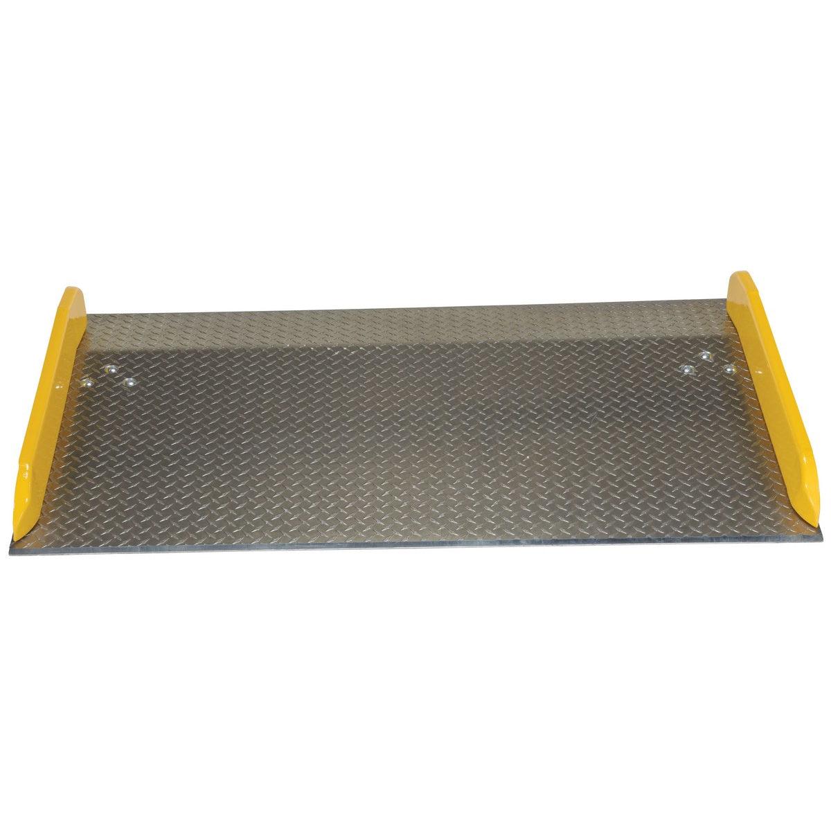 Aluminum Truck Dockboards with Steel Safety Curbs
