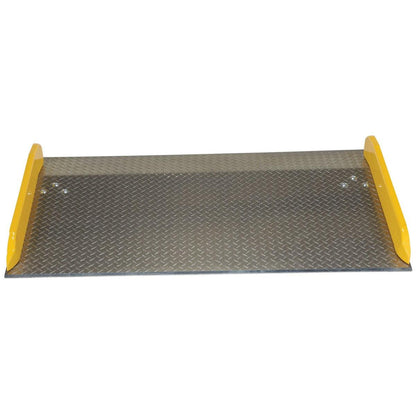 Aluminum Truck Dockboards with Steel Safety Curbs
