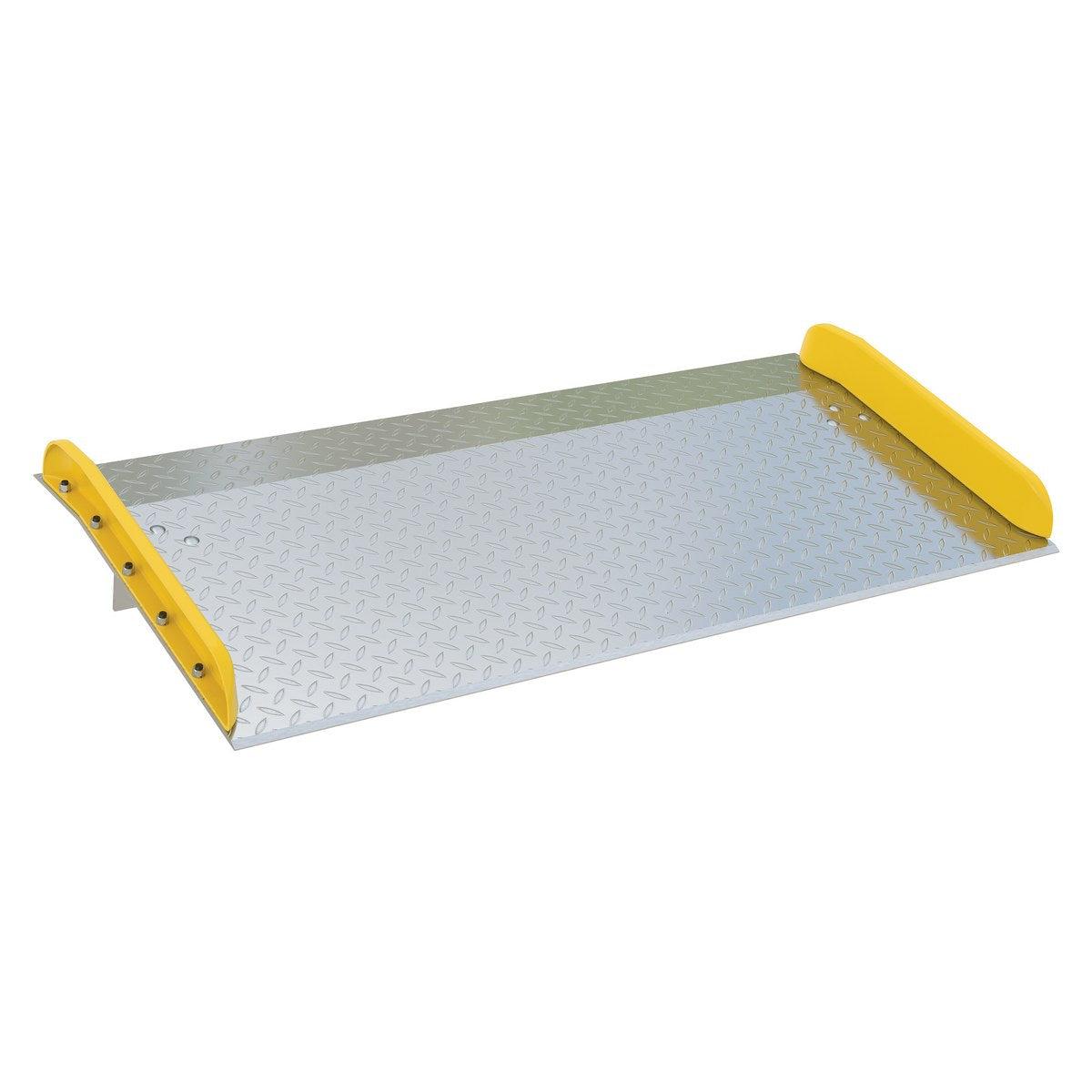 Aluminum Truck Dockboards with Steel Safety Curbs