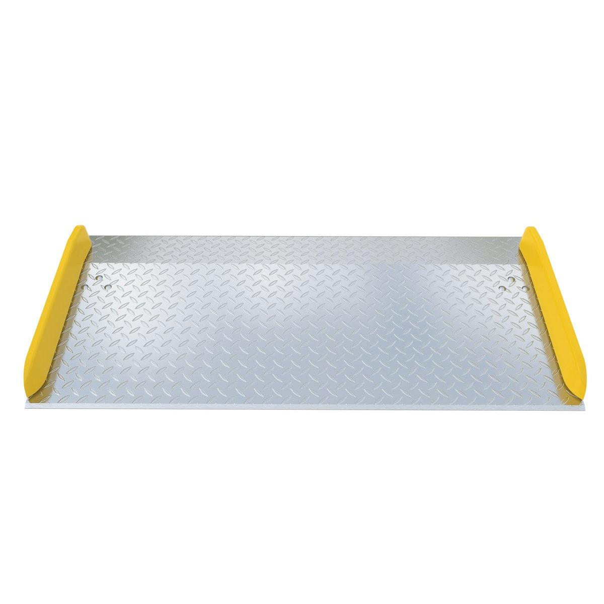 Aluminum Truck Dockboards with Steel Safety Curbs