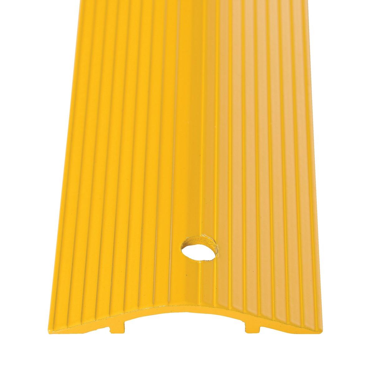 7-1/8" x 1-1/16" Single Channel 24" Crossover